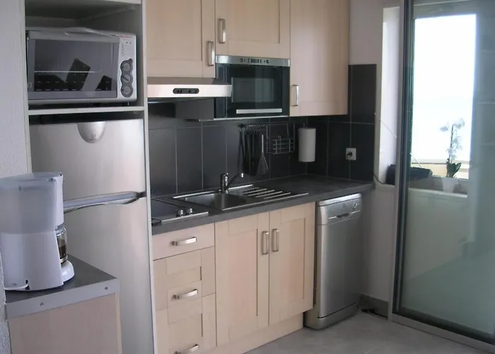 Balcon Vue Mer, Lumineux Et Parking Prive Apartament *