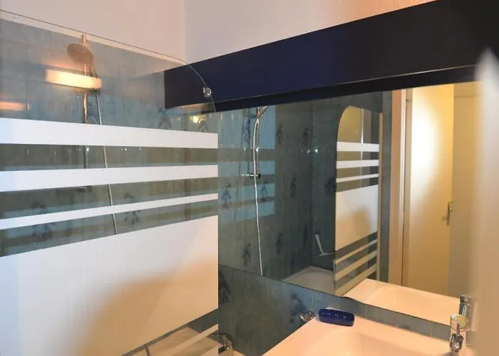 Apartament Balcon Vue Mer, Lumineux Et Parking Prive *