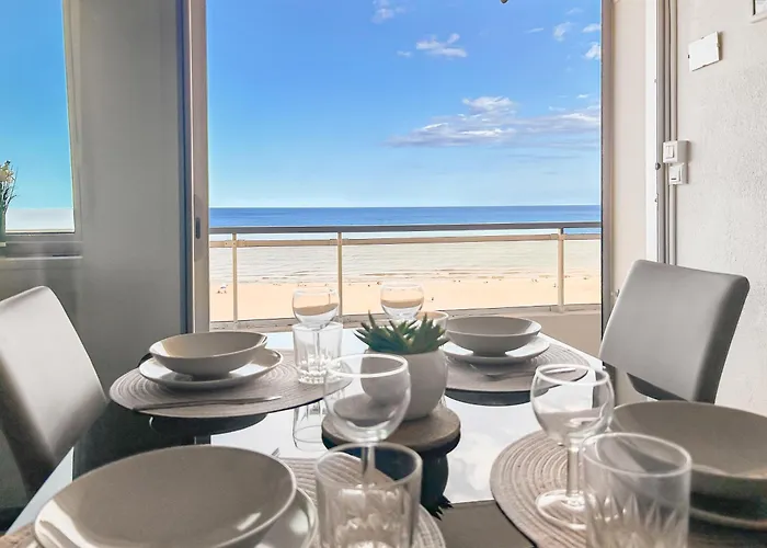 Balcon Vue Mer, Lumineux Et Parking Prive