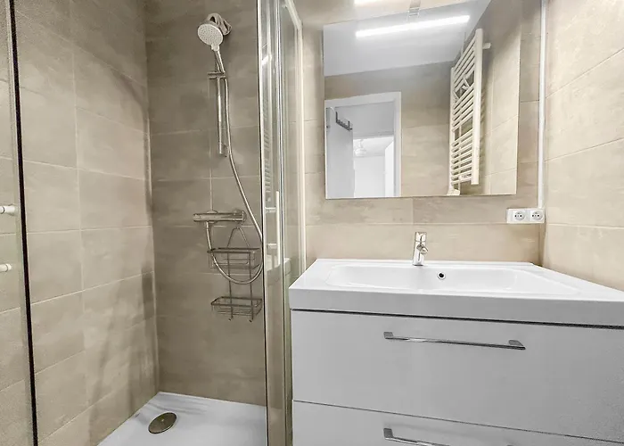 Balcon Vue Mer, Lumineux Et Parking Prive Apartament *